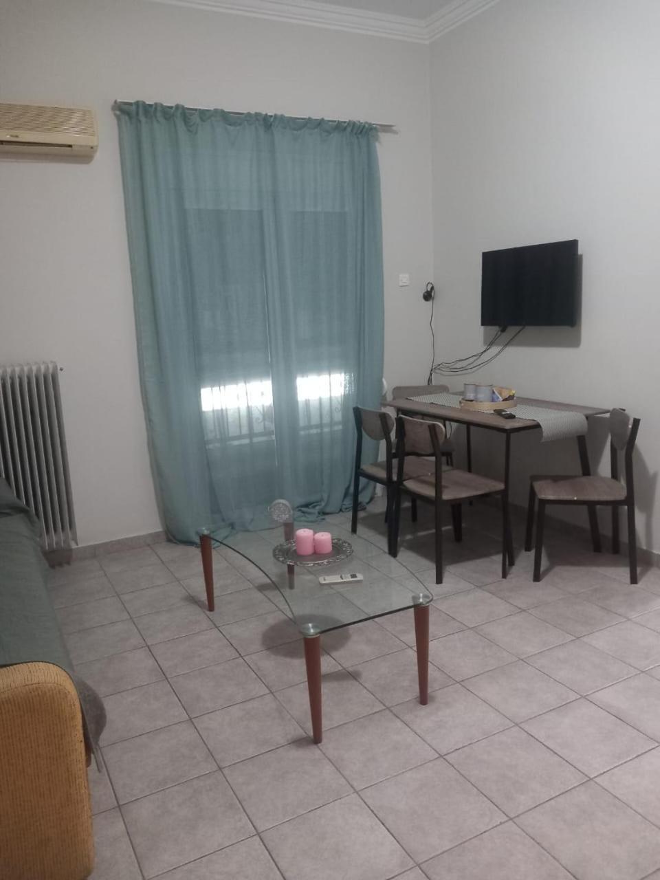 Central Apartments Eretria Экстерьер фото