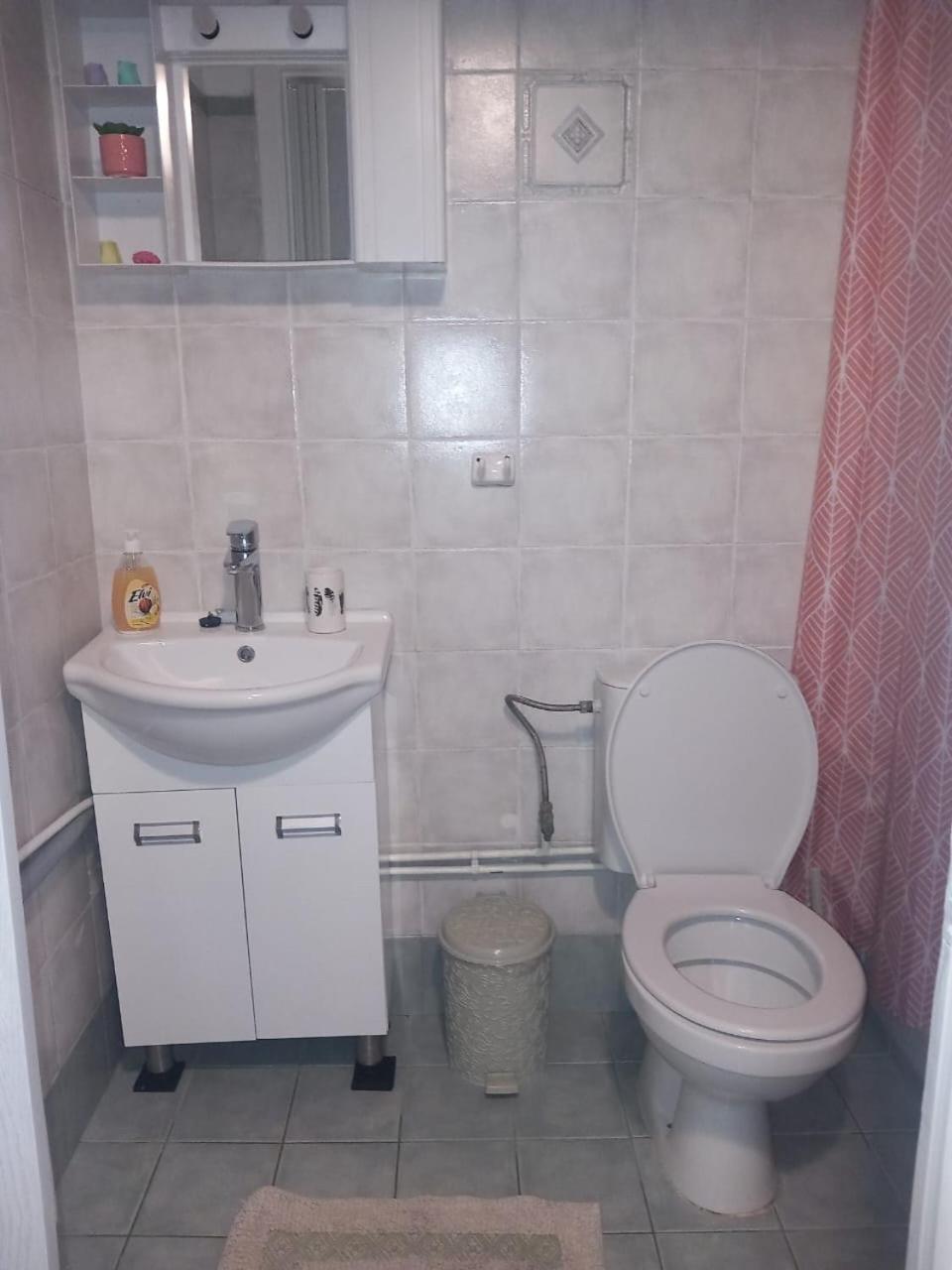 Central Apartments Eretria Экстерьер фото