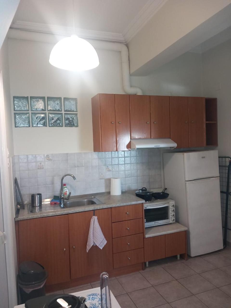 Central Apartments Eretria Экстерьер фото